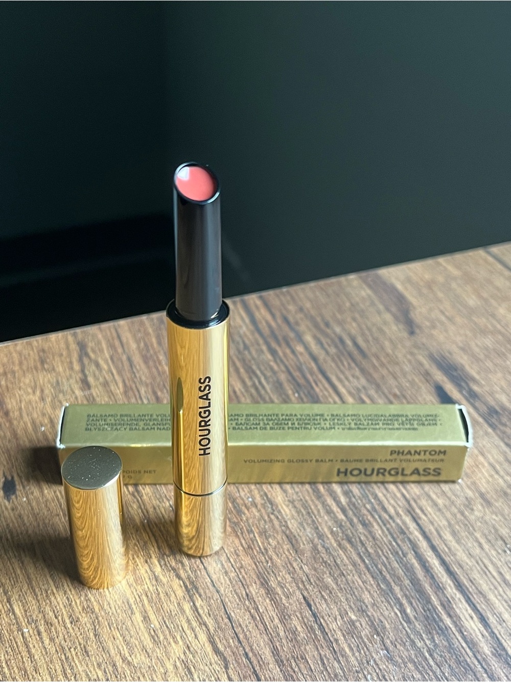 Hourglass Phantom Volumizing Glossy Balm — Slip 125
